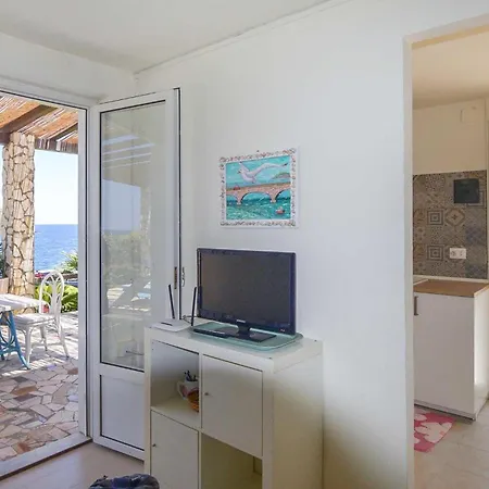 Holiday home Awesome In With Kitchen Augusta